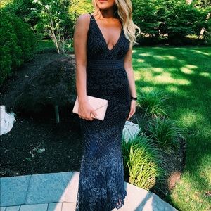 NEEDS TO BE SOLD BEFORE I GO TO SCHOOL IN 2 WEEKS!